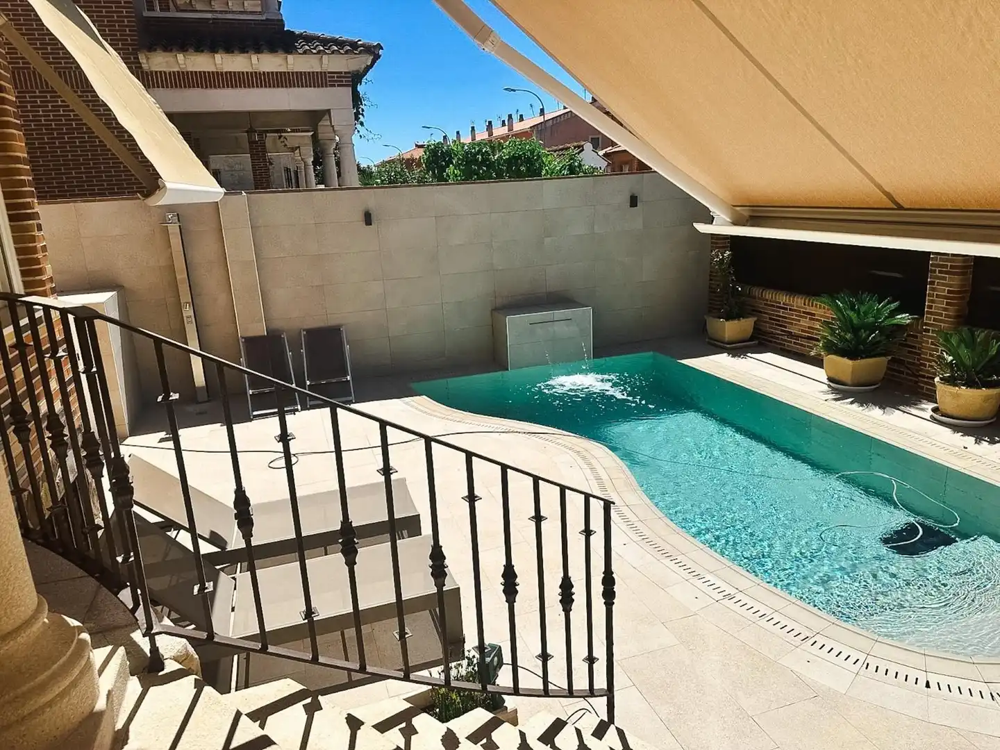 Piscina de Casa o xalet en venda en Ocaña amb Aire condicionat, Jardí privat i Terrassa