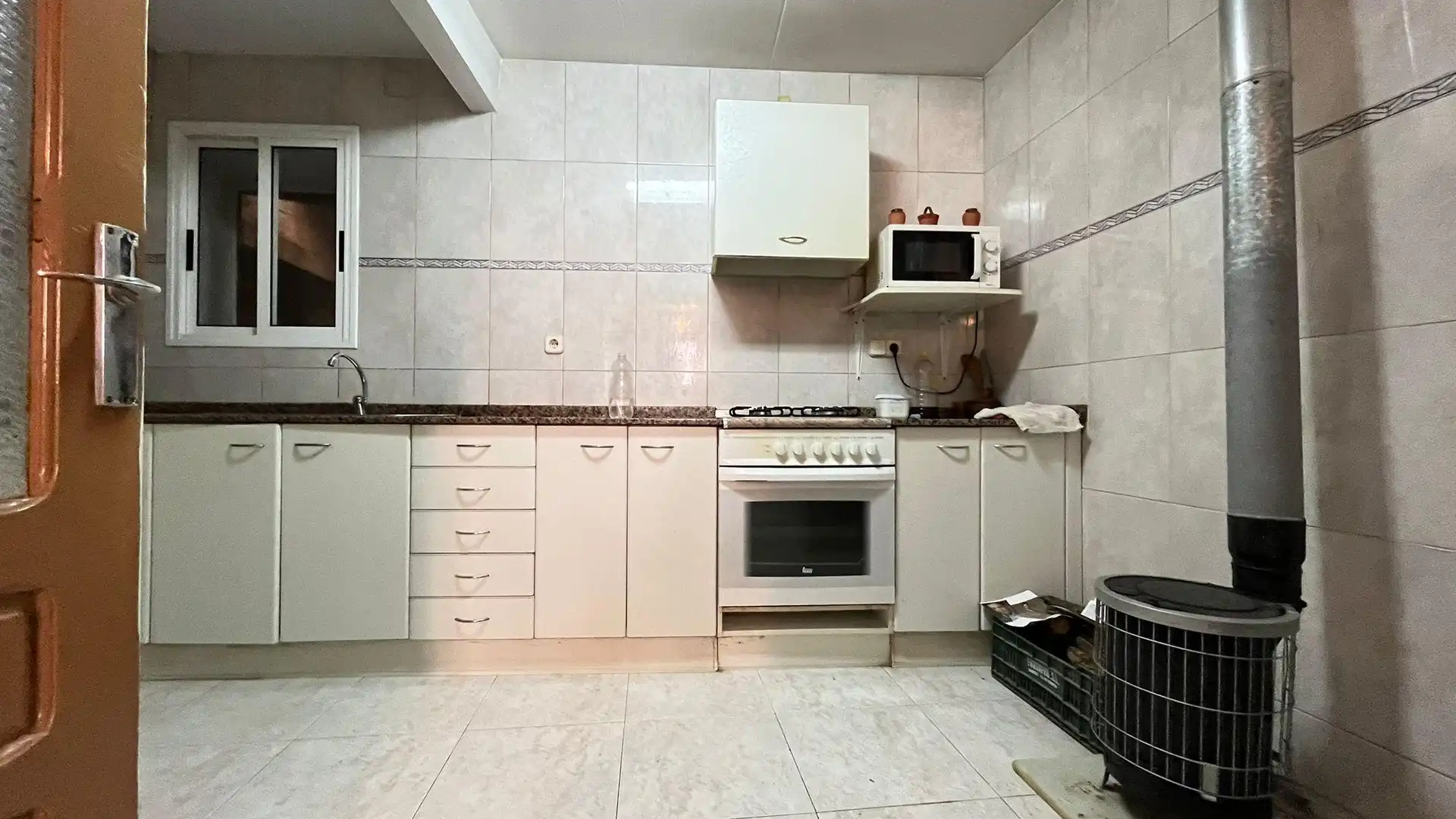 Cuina de Casa o xalet en venda en Ontiñena amb Terrassa