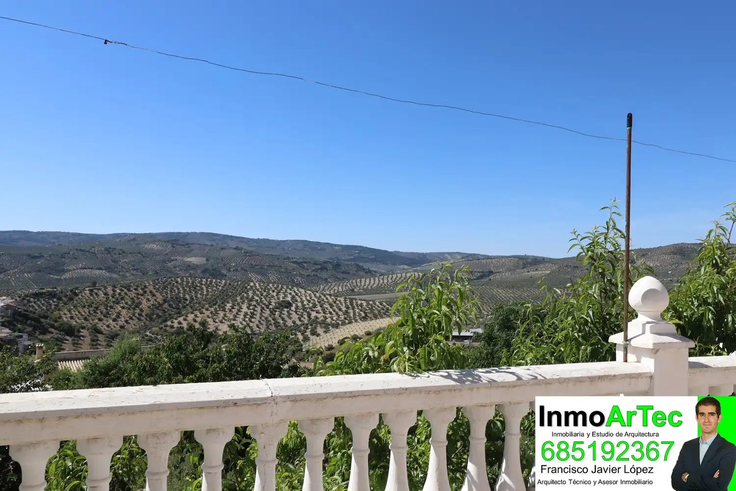 Vista exterior de Casa o chalet en venta en Montefrío con Jardín privado, Terraza y Piscina