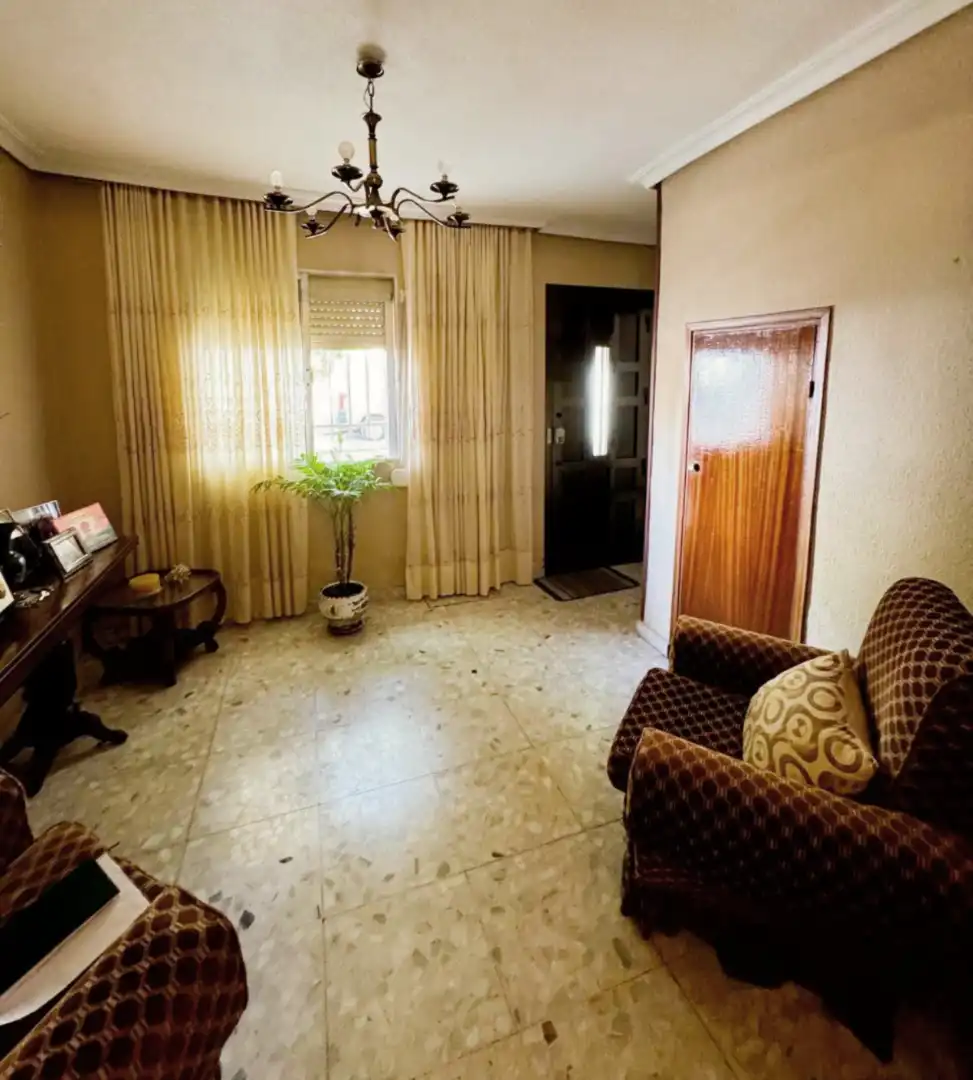 Casa adosada en venda en Puertollano amb Moblat