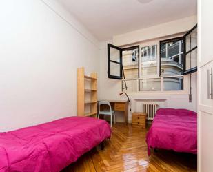 Flat to share in Universidad - Malasaña