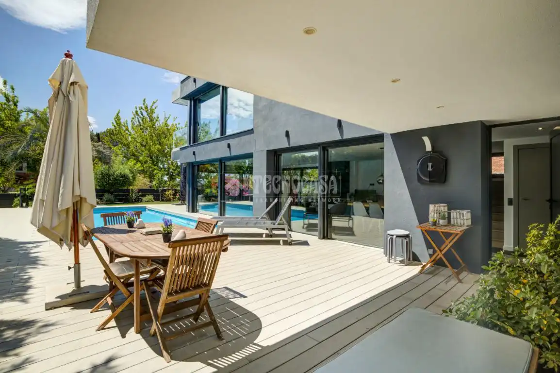 Terrassa de Casa o xalet en venda en Sant Cugat del Vallès amb Calefacció, Parquet i Terrassa