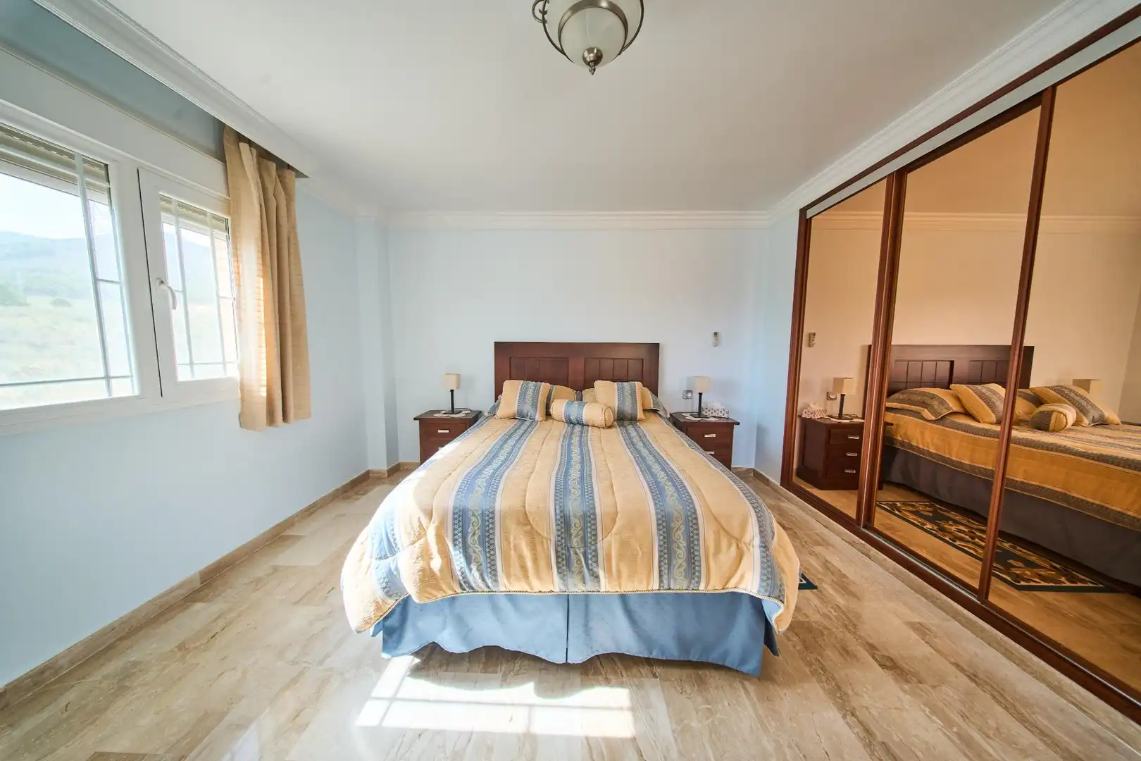 Habitación de Casa o chalet en venta en Dílar con Aire acondicionado, Calefacción y Jardín privado