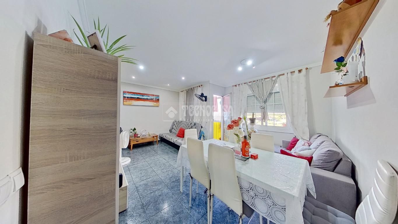 Exterior view of Flat for sale in Ripollet  with Balcony