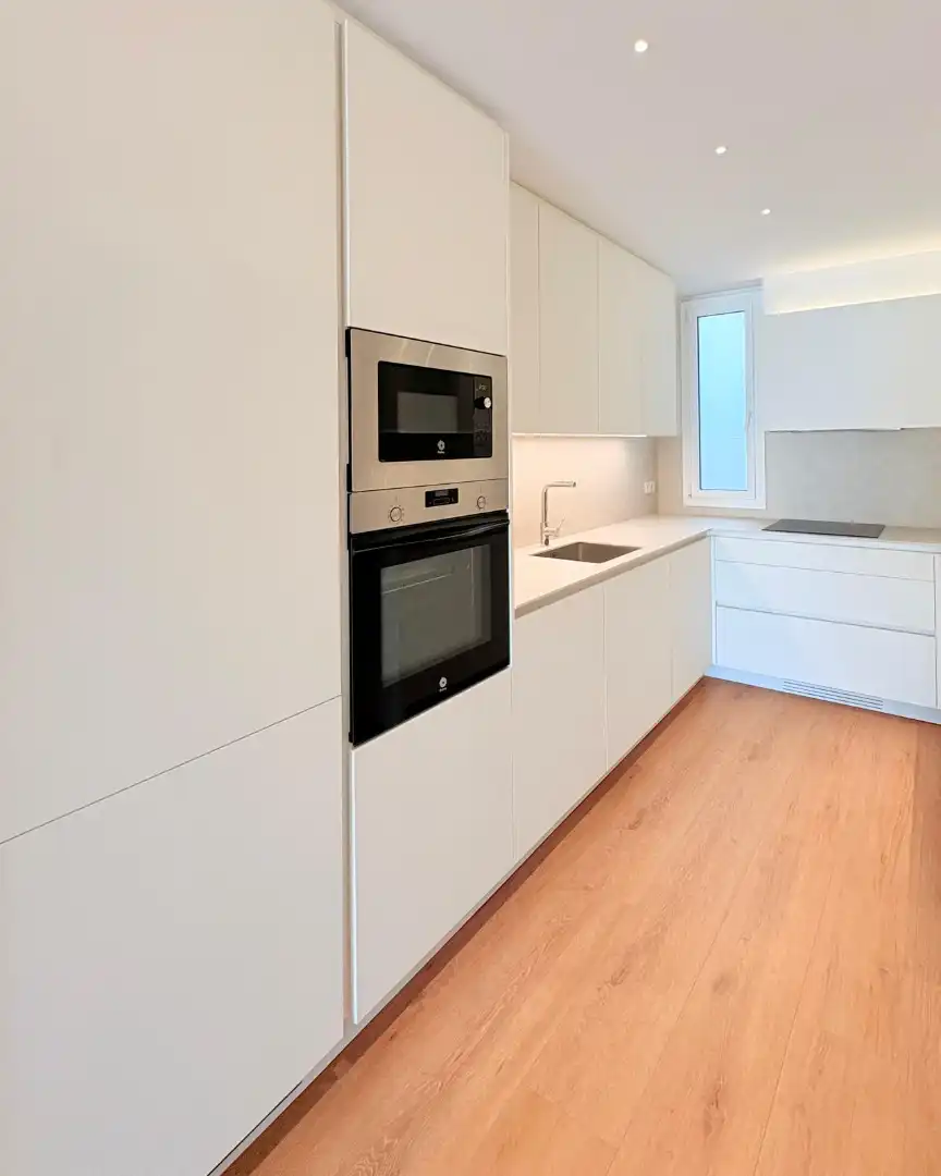 Kitchen of Flat for sale in Barcelona  with Heating, Parquet flooring and Oven