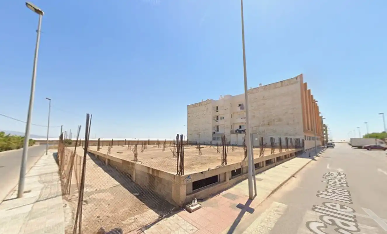 Edificio en venta en Vícar