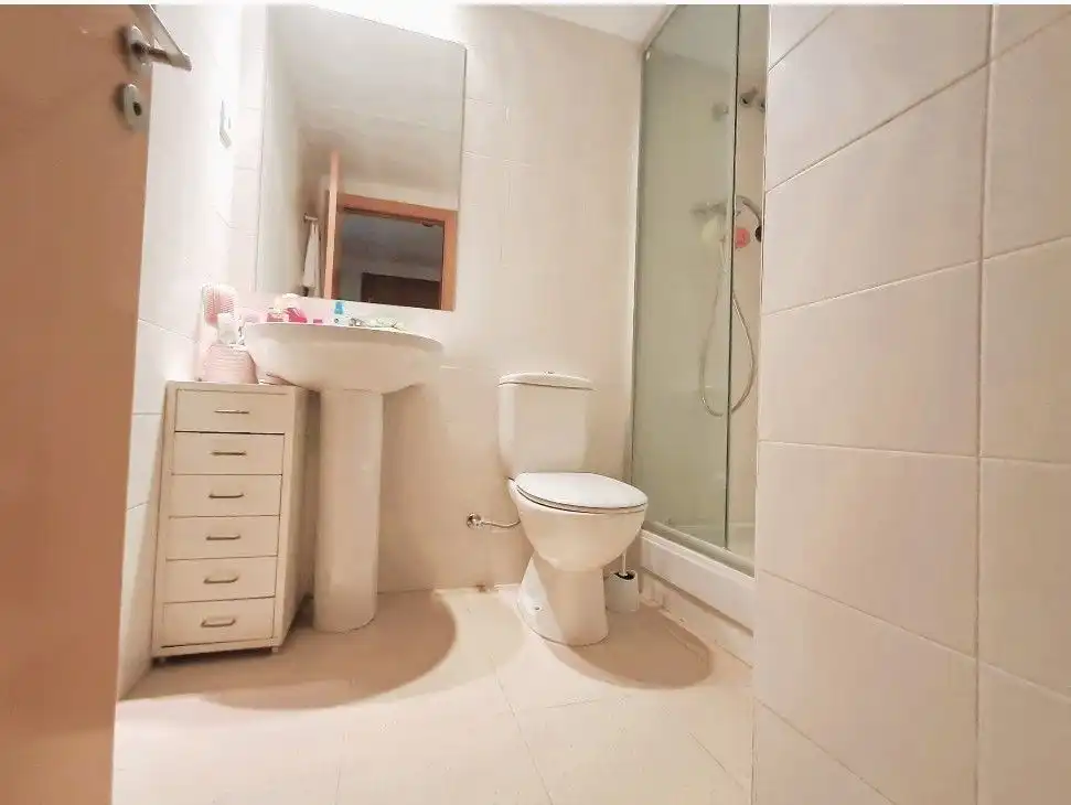 Bathroom of Flat for sale in Mataró  with Air Conditioner, Heating and Terrace