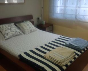 Bedroom of Flat to share in Sant Adrià de Besòs  with Air Conditioner and Terrace