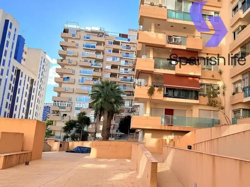 Vista exterior de Planta baja en venta en Villajoyosa / La Vila Joiosa con Terraza, Trastero y Amueblado