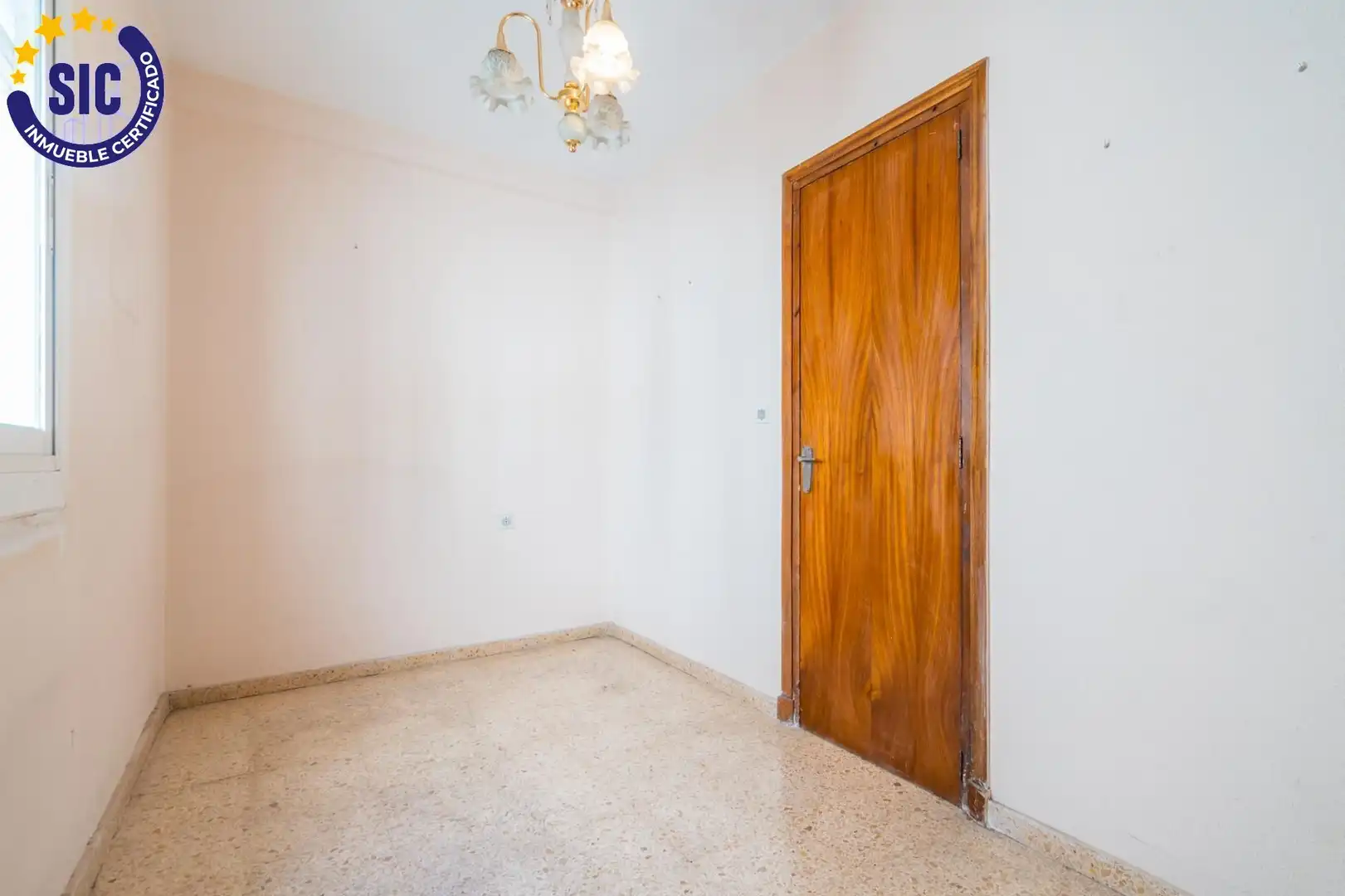 Schlafzimmer von Wohnung zum Verkauf in Xirivella mit Balkon