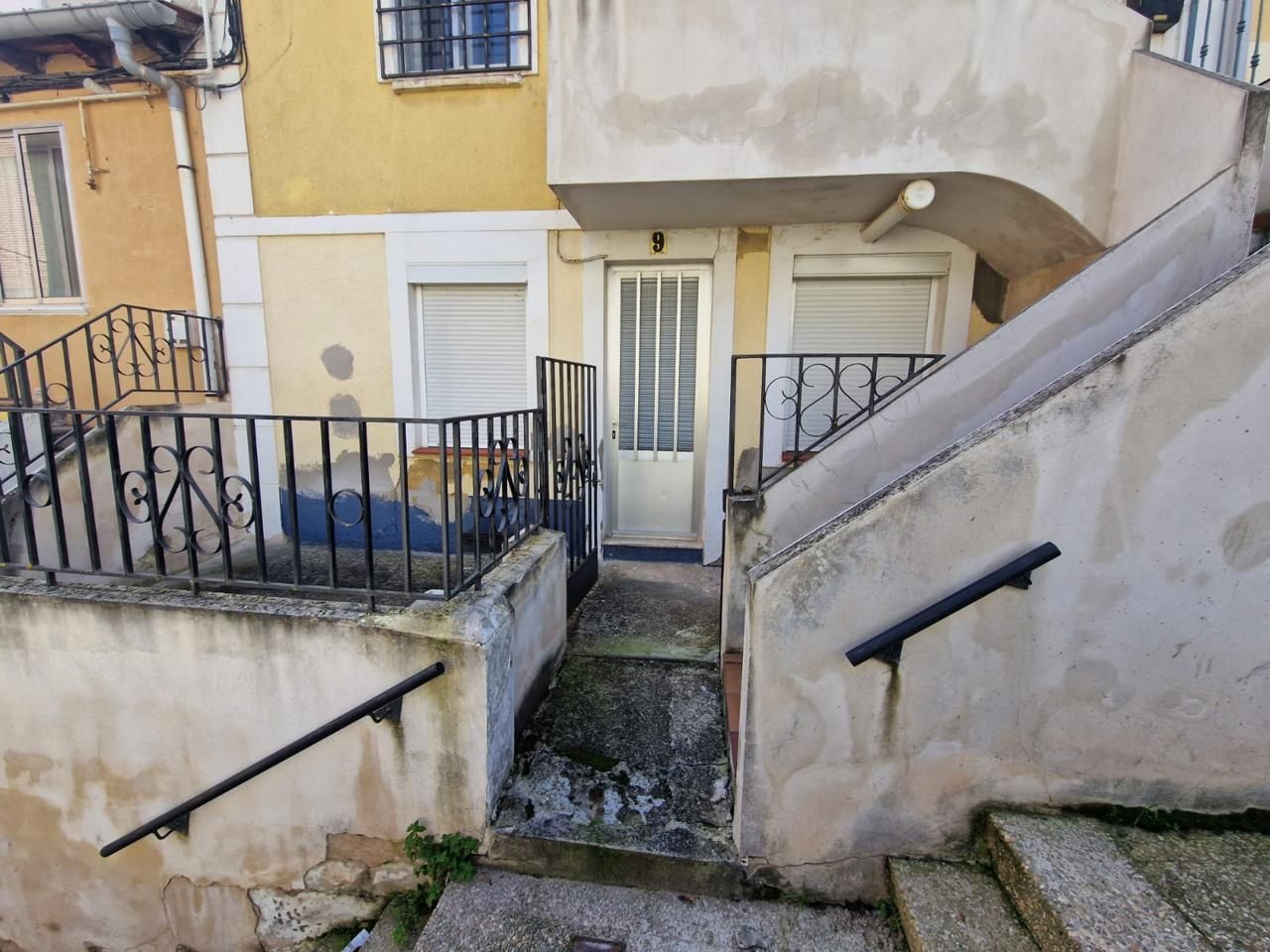 Vista exterior de Pis en venda en Burgos Capital amb Calefacció i Terrassa