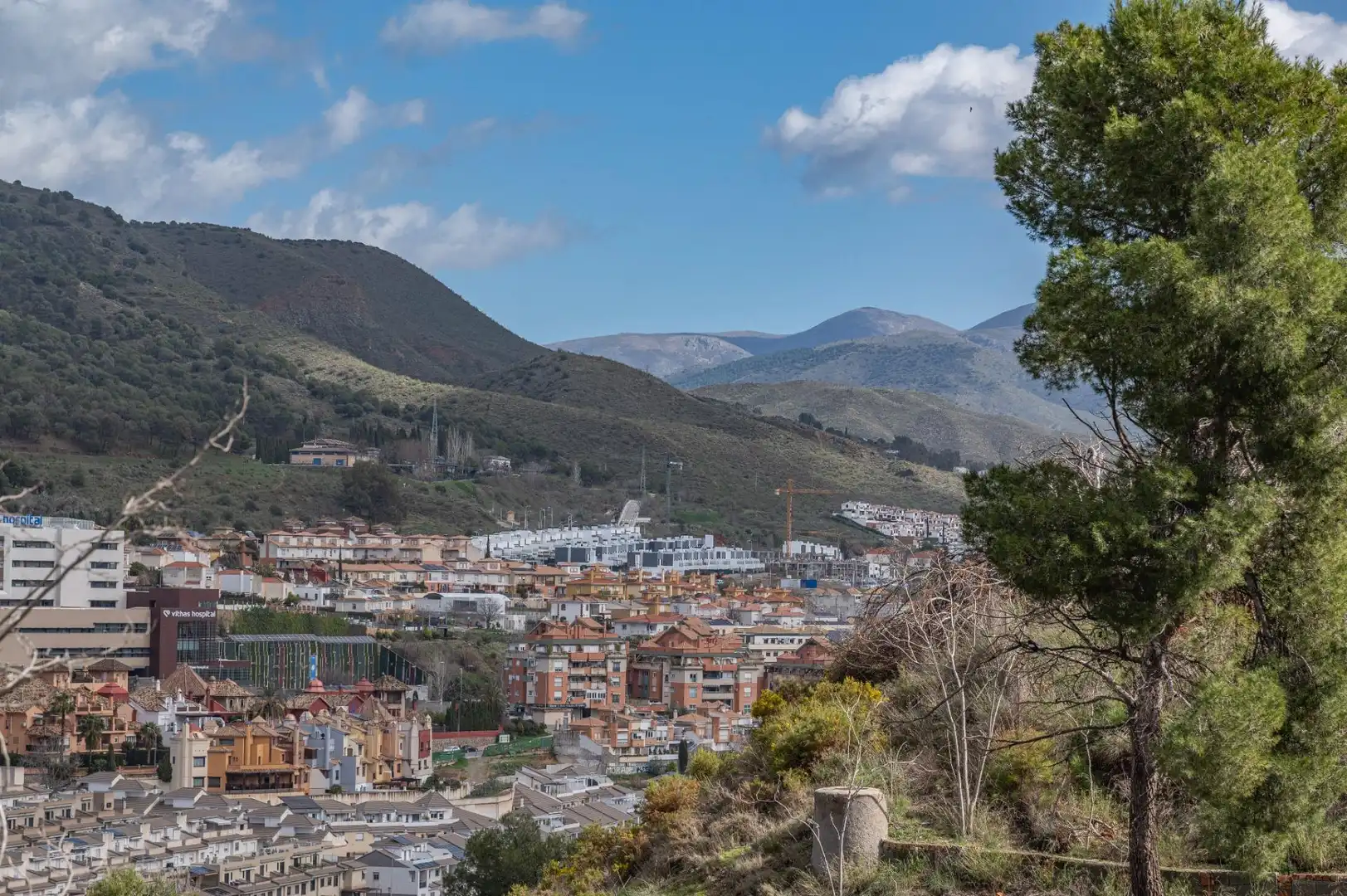 Vista exterior de Casa adosada en venta en Granada con Aire acondicionado y Calefacción