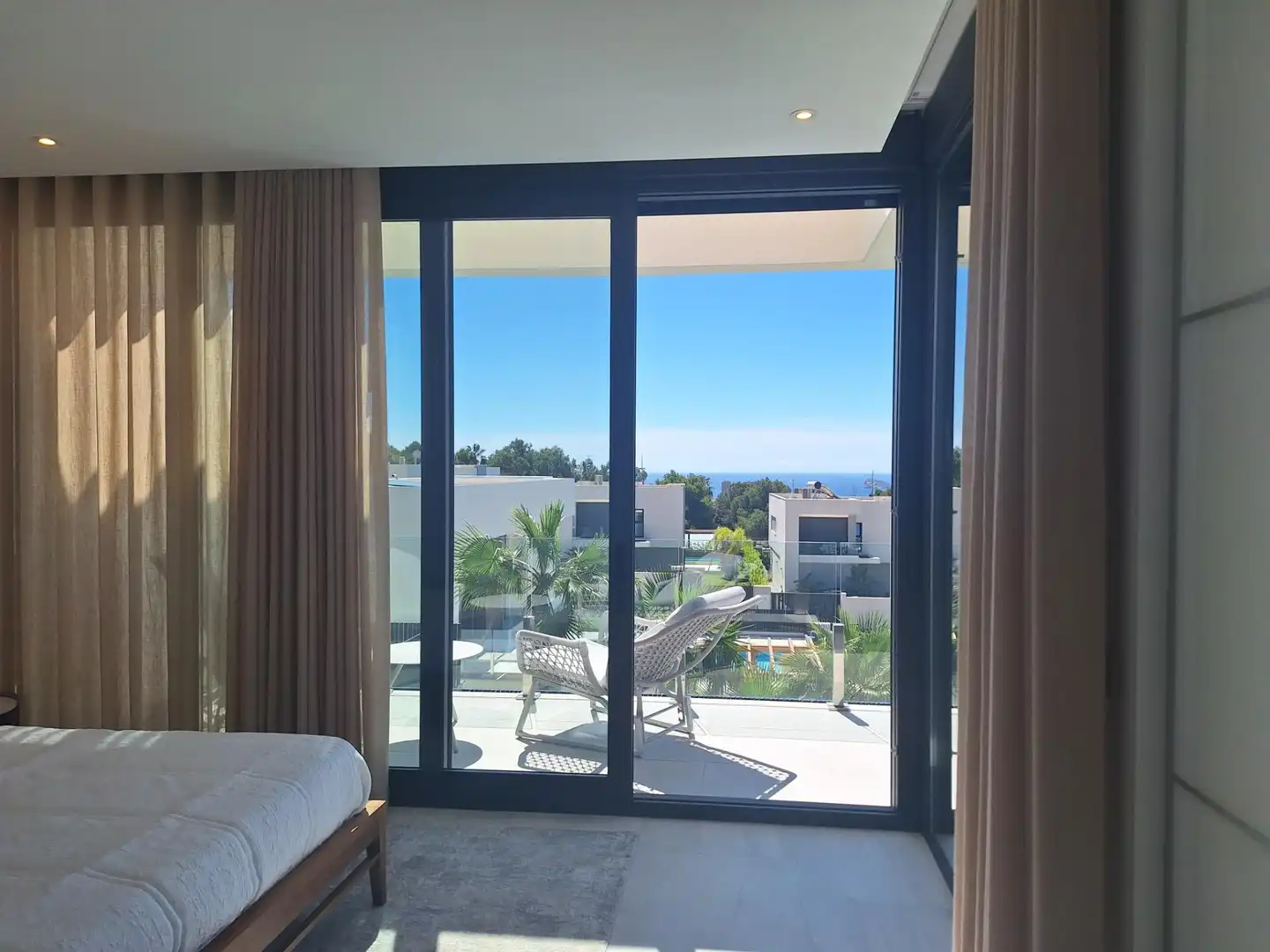 Chalet con piscina en venta en Golf Bahía, imagen 17