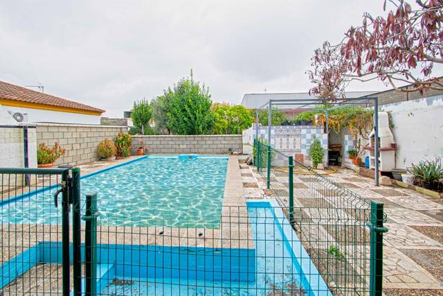 Casa-chalet en Venta en Rinconada