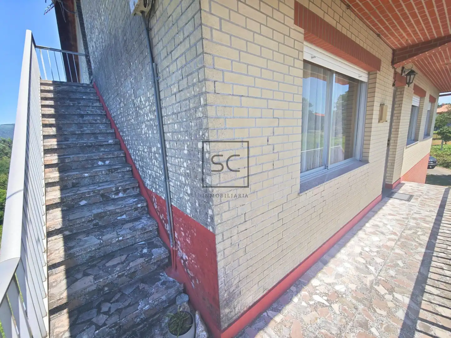 Vista exterior de Casa o chalet en venta en Narón con Jardín privado, Trastero y Amueblado