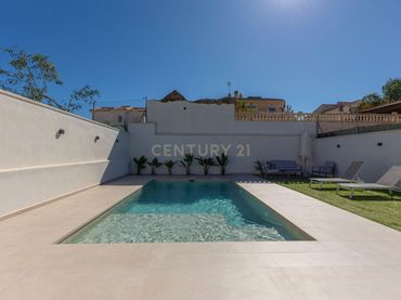 Casa a schiera con piscina in vendita a Calle Venus Bal, 14B, Torrevieja, Spain