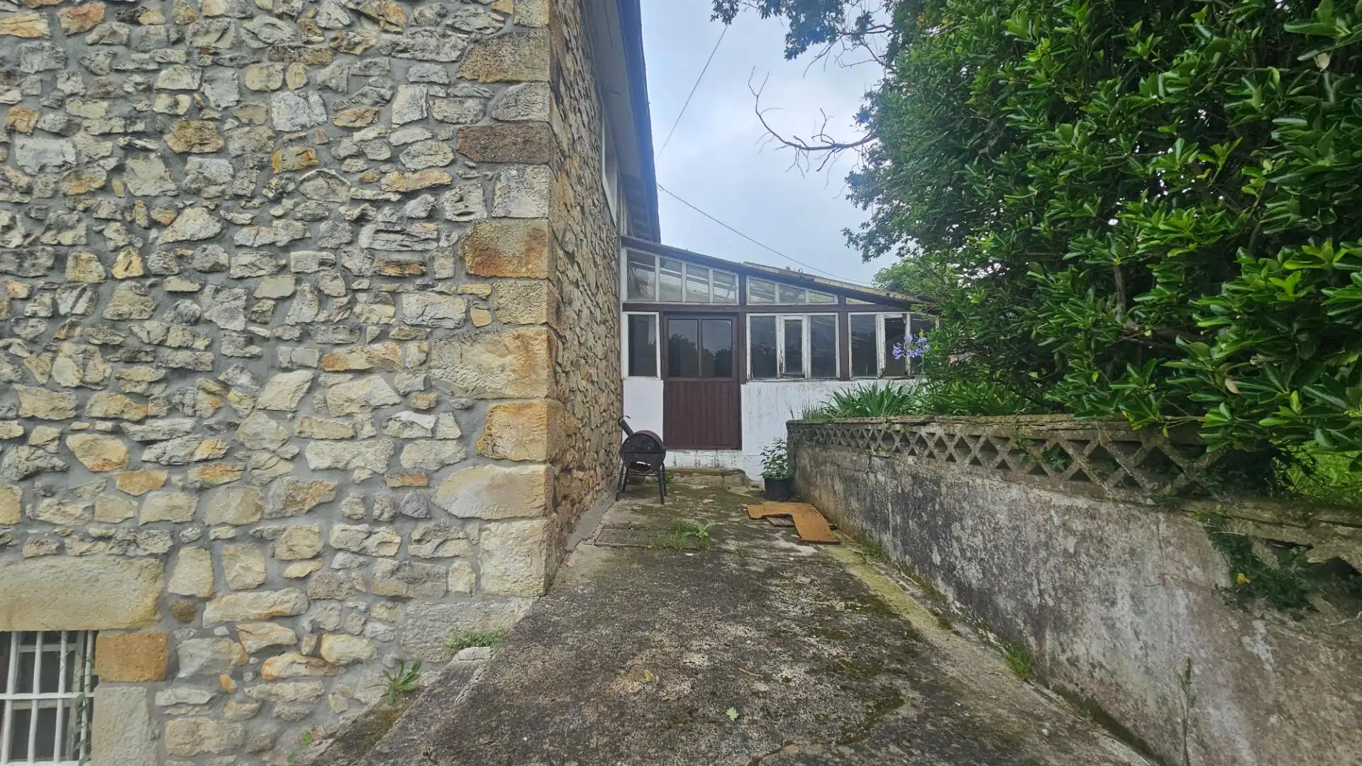 Vista exterior de Casa o chalet en venta en Medio Cudeyo con Jardín privado, Terraza y Trastero