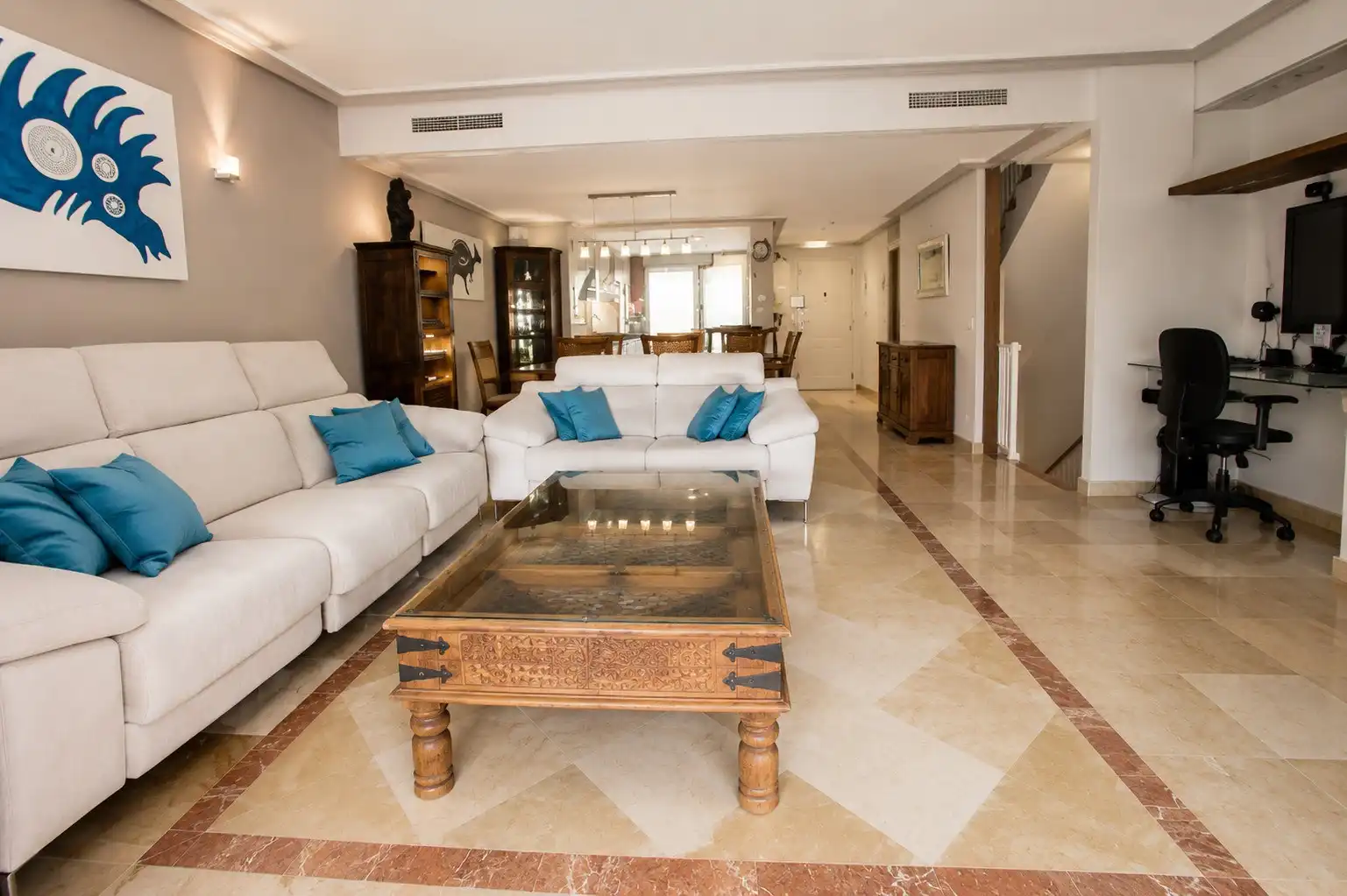 Living room of Houses for rent in Marbella  with Air Conditioner, Heating and Private garden