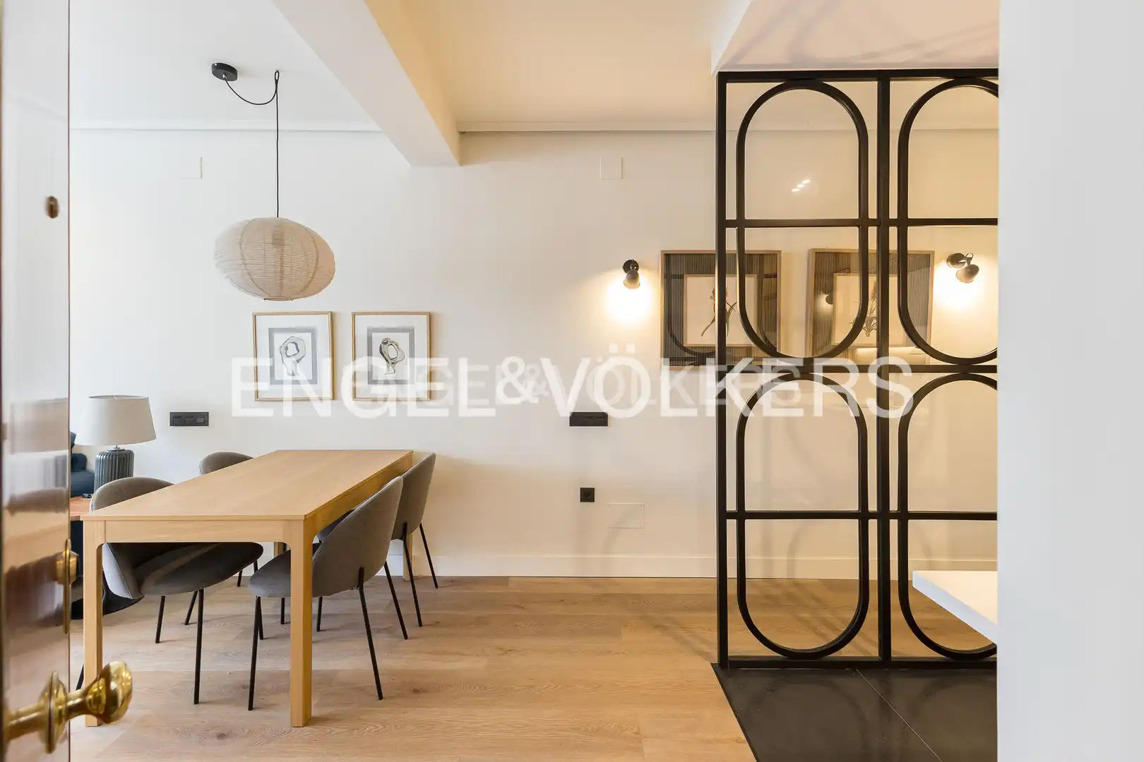 Dining room of Flat for rent in Madrid  with Air Conditioner, Heating and Storage room