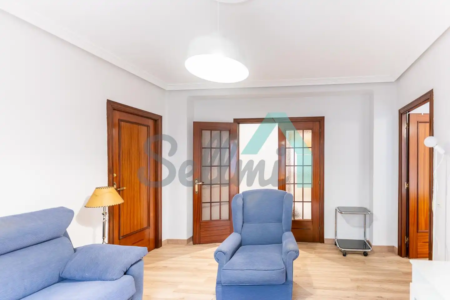 Sala de estar de Piso de alquiler en Oviedo  con Calefacción, Terraza y Amueblado
