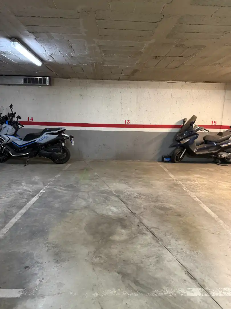 Parking de Piso en venta en Olesa de Montserrat con Aire acondicionado, Calefacción y Parquet