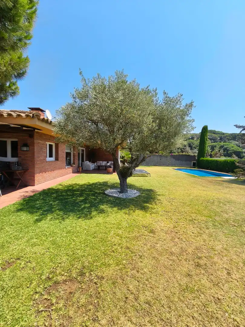Garden of Houses for sale in Sant Andreu de Llavaneres  with Air Conditioner, Heating and Private garden
