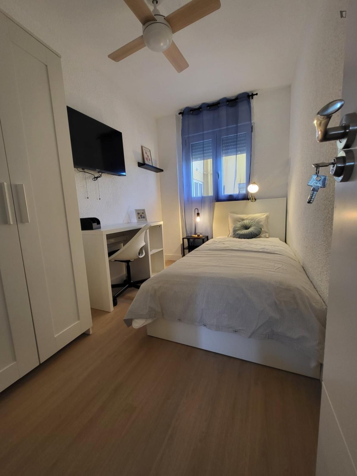 Bedroom of Apartment to share in Alicante / Alacant  with Furnished, Oven and Microwave