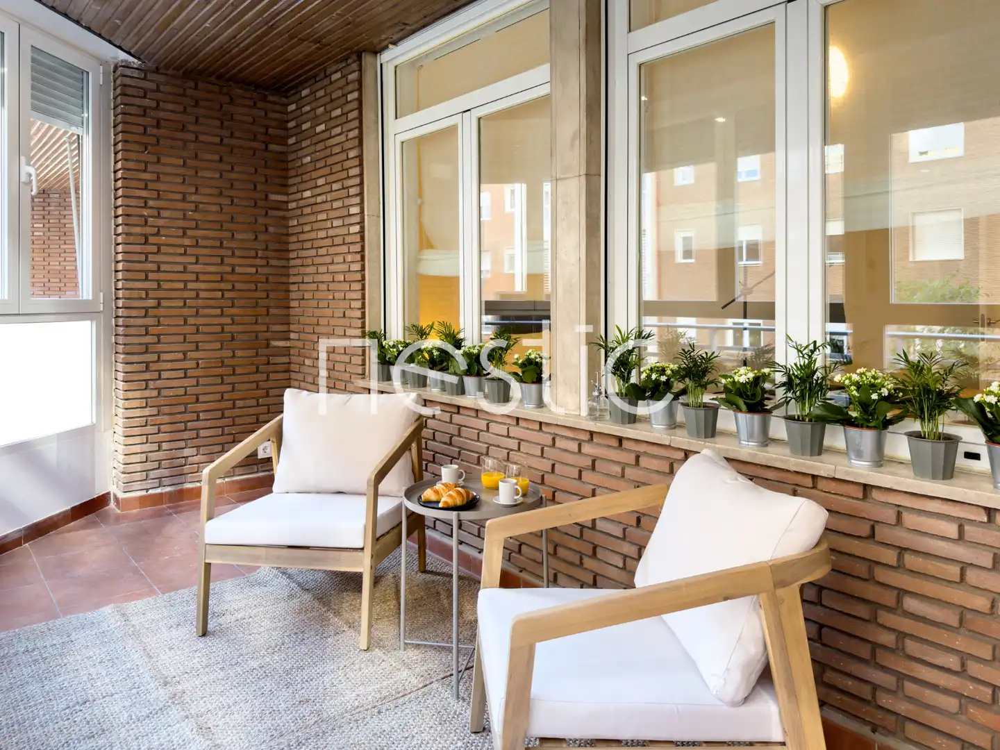 Terrasse von Wohnungen zur Miete in Madrid mit Klimaanlage, Heizung und Möbliert