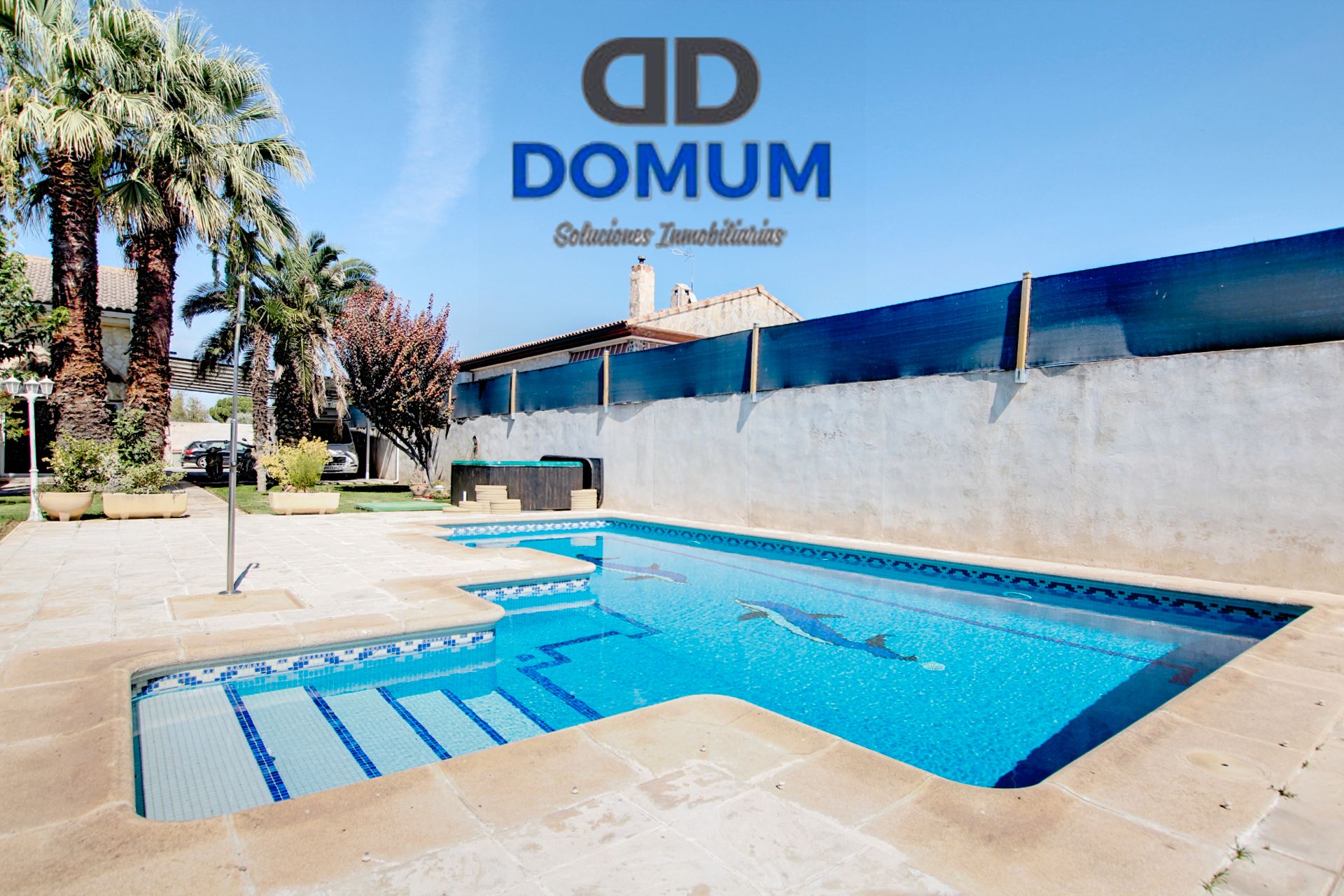 Swimming pool of Single-family semi-detached for sale in Mejorada del Campo  with Air Conditioner, Heating and Private garden