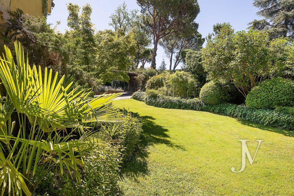 Garden of House or chalet for sale in Pozuelo de Alarcón  with Air Conditioner, Heating and Terrace