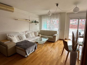 Flat with lift for sale in Carrer d'Antonio Machado