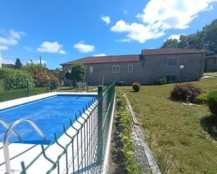 Swimming pool of House or chalet for sale in Vilamarín