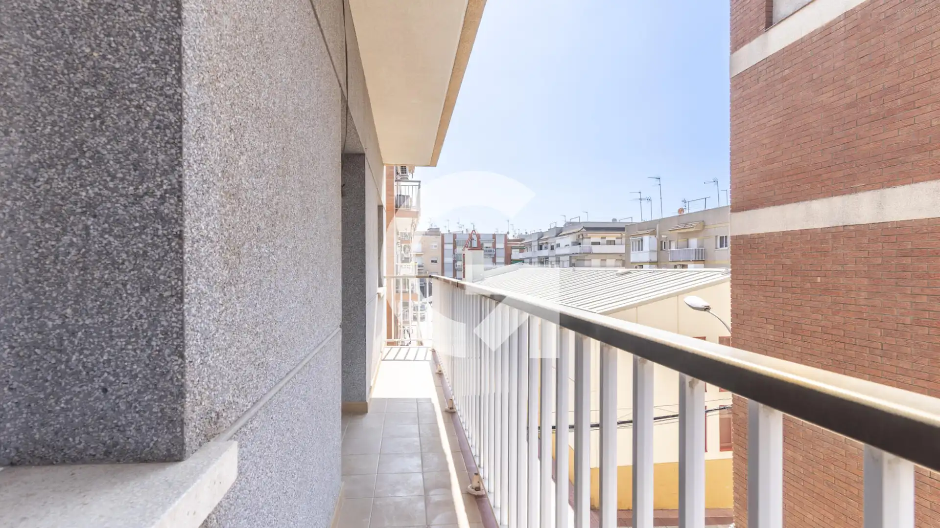 Terrasse von Wohnung zum Verkauf in Sant Joan Despí mit Balkon