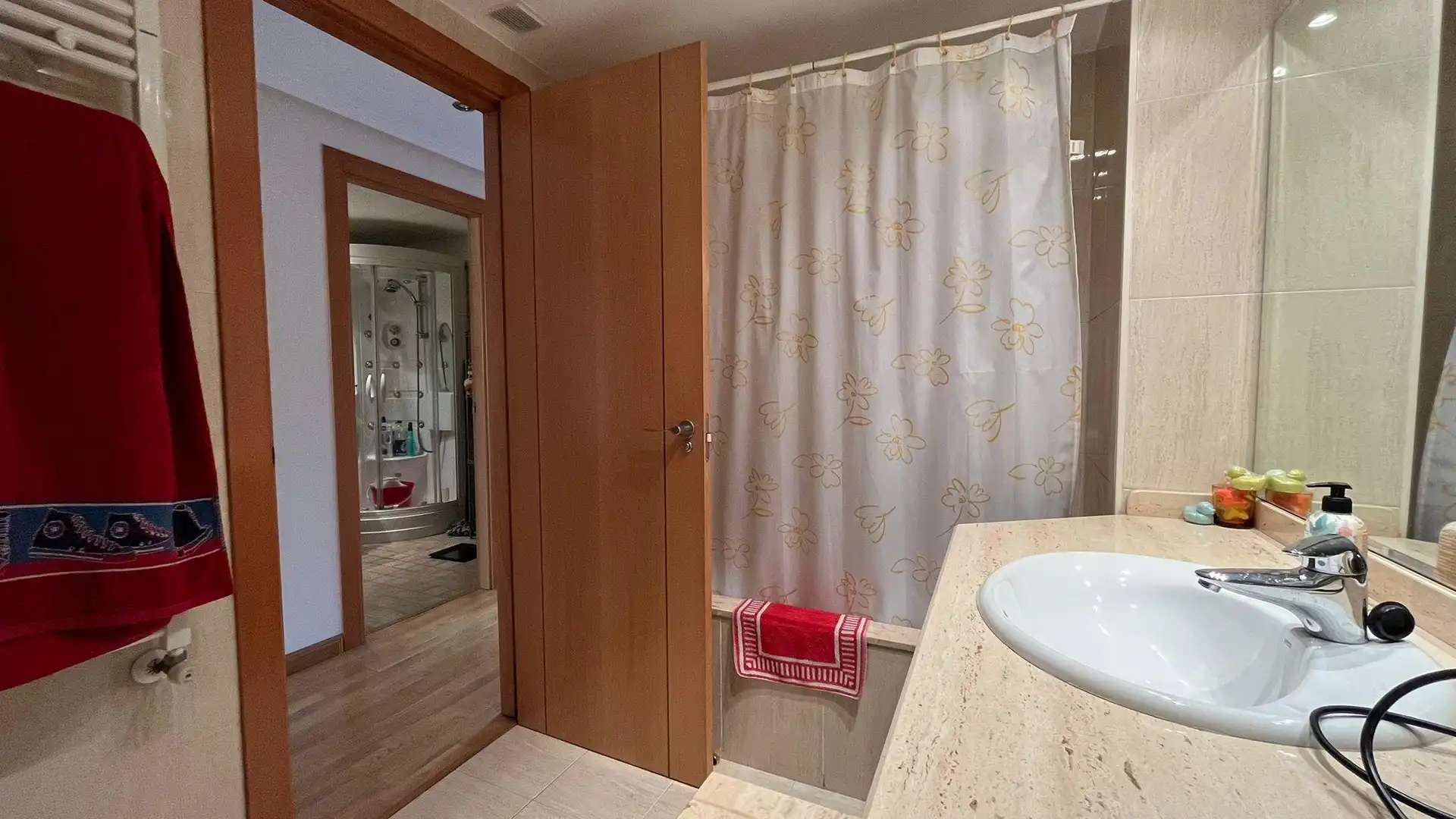 Baño de Piso en venta en Barbastro con Calefacción y Terraza