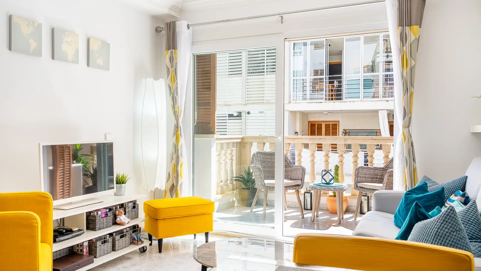 Living room of Flat for sale in Pollença  with Air Conditioner, Furnished and Washing machine