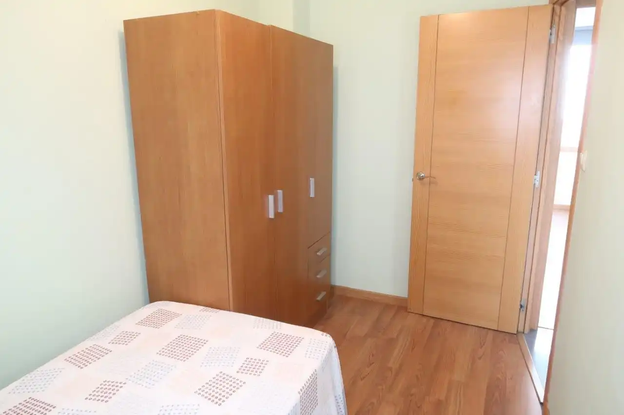 Bedroom of Flat for rent in A Coruña Capital   with Parquet flooring and Furnished