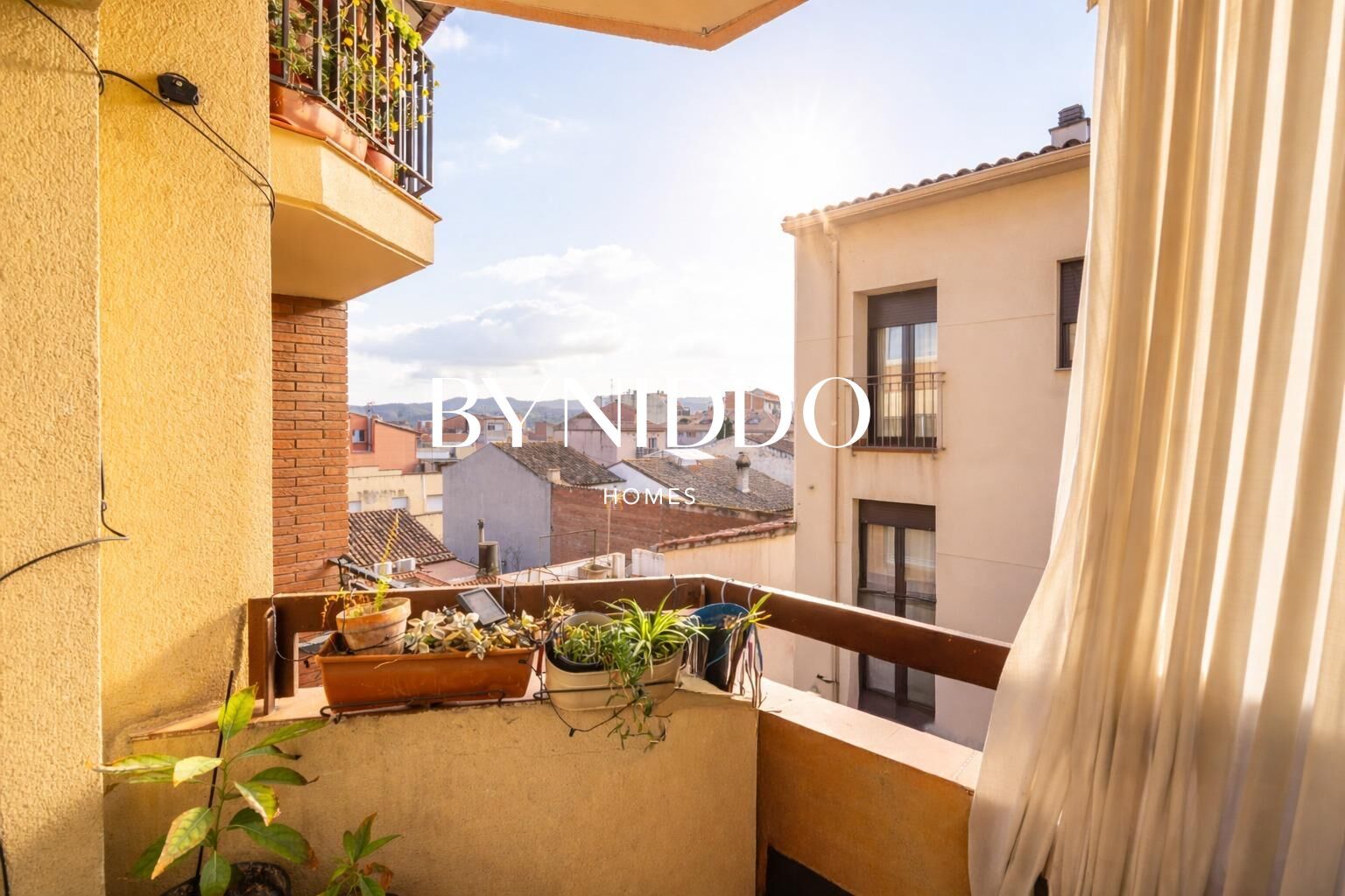 Balcony of Flat for sale in Sant Cugat del Vallès  with Air Conditioner, Parquet flooring and Terrace