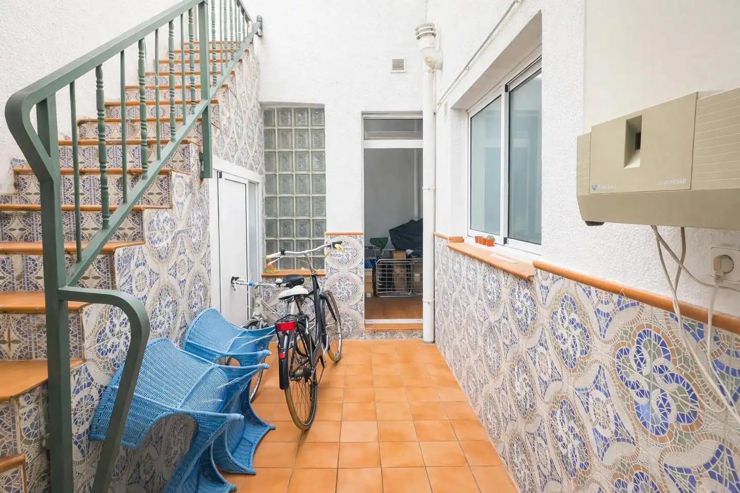 Terrassa de Edifici en venda en Cornellà de Llobregat