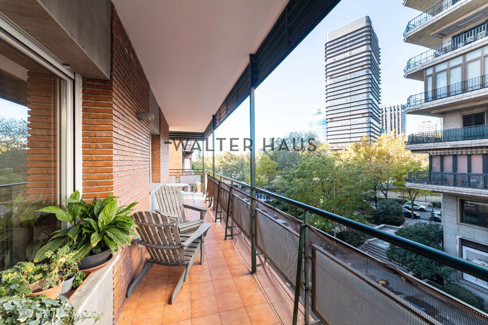 Exterior view of Flat for sale in  Madrid Capital  with Air Conditioner, Heating and Storage room