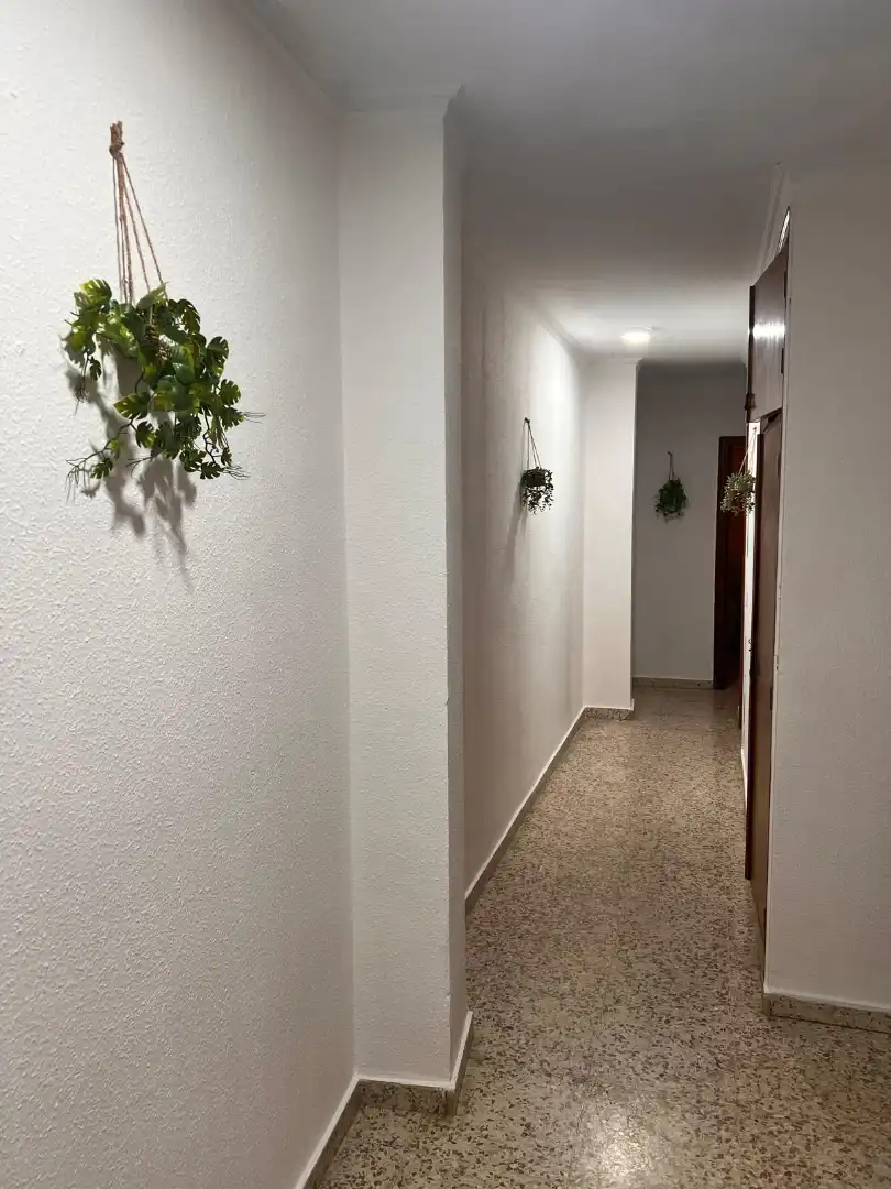 Piso en venta en Lucena con Terraza, Trastero y Amueblado