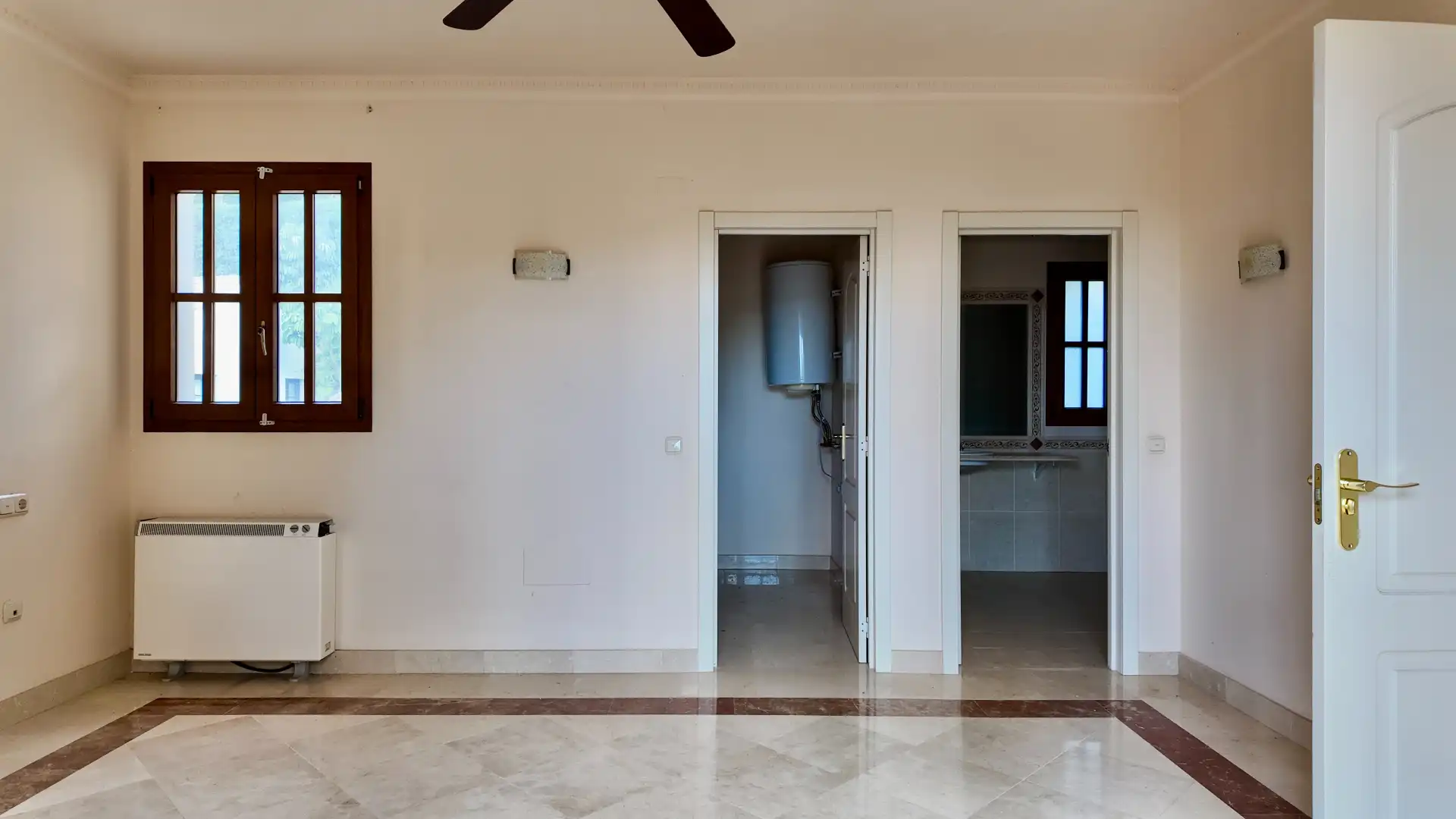 Houses for sale in Estepona  with Private garden, Terrace and Storage room