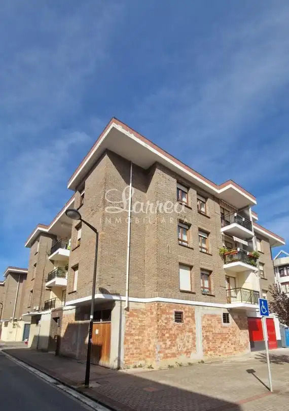 Business premises for sale in Olabarri 11, imagen 4
