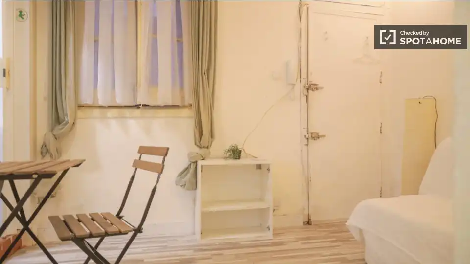 Habitació a Madrid, Madrid