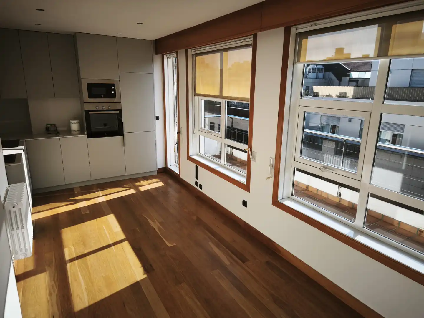 Sala de estar de Piso de alquiler en Vigo  con Terraza, Trastero y Amueblado