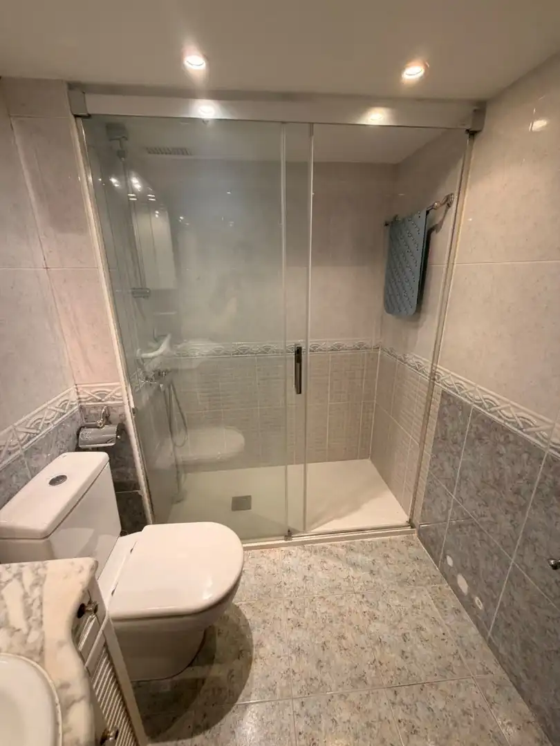 Bathroom of Flat for sale in Cruces