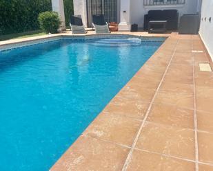 Swimming pool of House or chalet for sale in Marbella  with Air Conditioner, Terrace and Swimming Pool