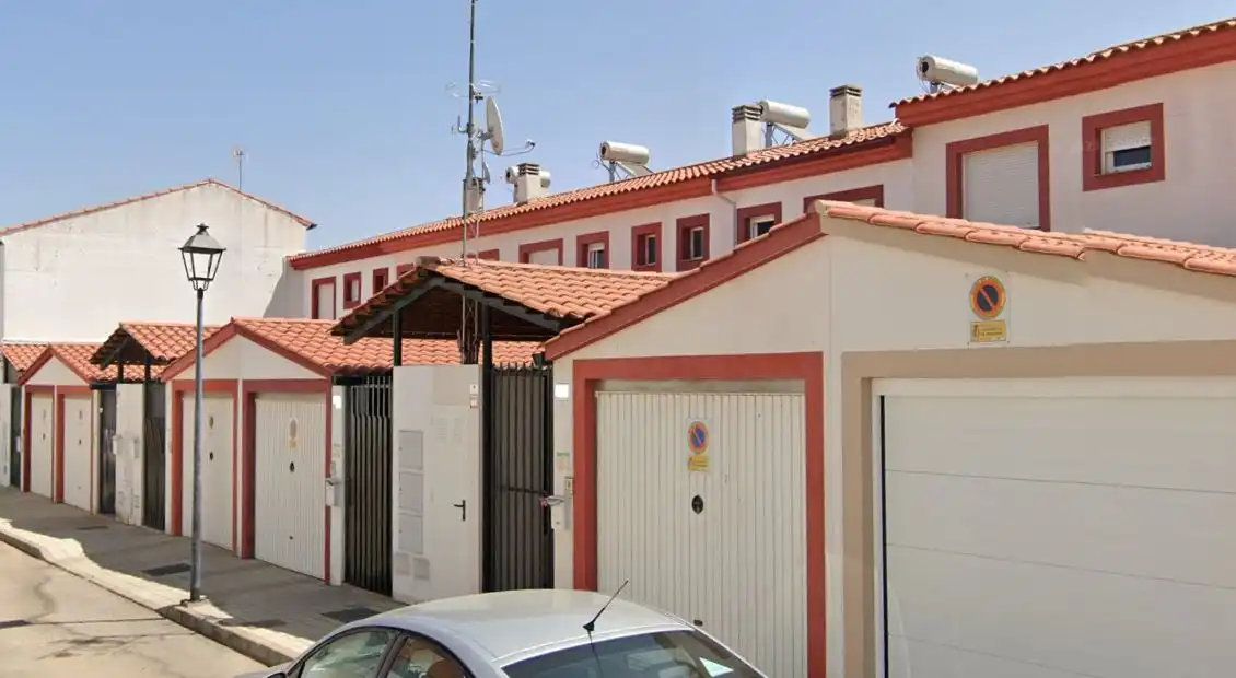 Haus zum Verkauf in Los Santos de Maimona