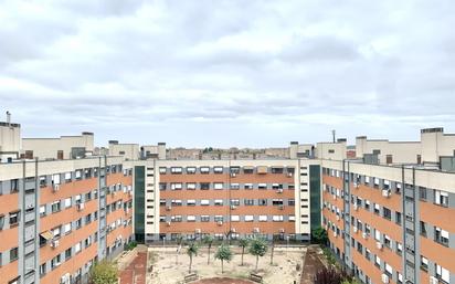 Exterior view of Flat to rent in  Madrid Capital  with Air Conditioner, Heating and Furnished