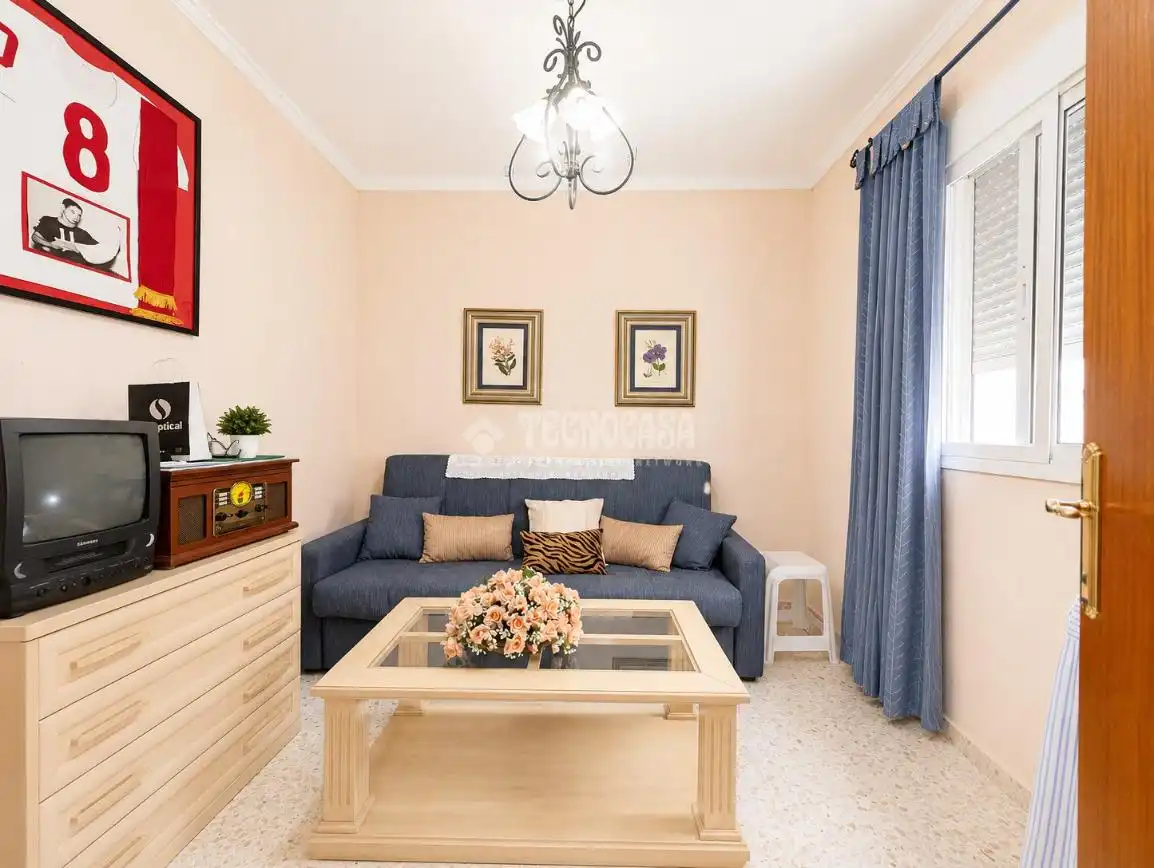 Living room of Detached homes for sale in Jerez de la Frontera  with Air Conditioner, Heating and Private garden