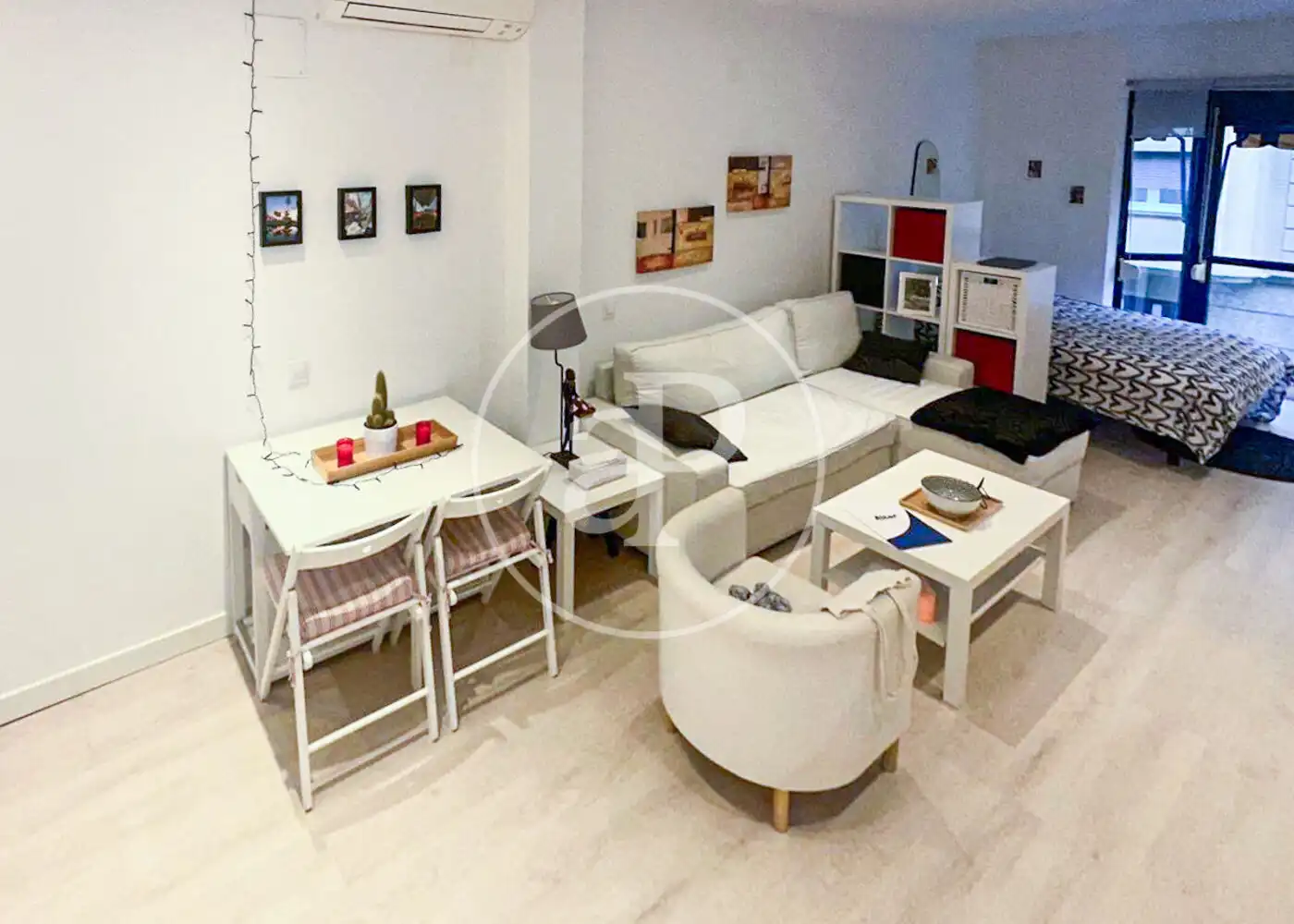 Loft de alquiler en C. de Londres, Guindalera